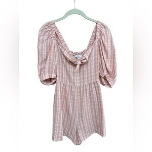 Pink and white Top Shop Romper in perfect condition